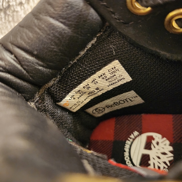 Black Classic Timberland Boots 4 - Picture 11 of 14